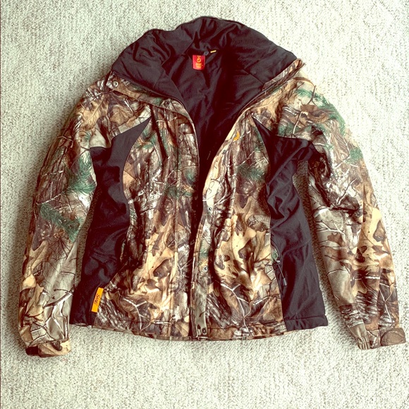 She Outdoor Apparel Jackets & Blazers - She Outdoor Women’s Camouflage Jacket